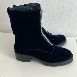 ALICE + OLIVIA blue velvet boots